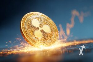 coin xrp sur un fond bleu avec trendline orange en fond et des étincelles sous le coin