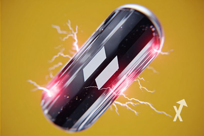 Pillule avec logo Lighter LIT en noir sur un fond jaune avec électricité autour