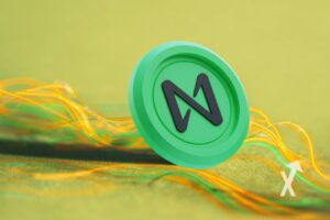 coin near sur un fond vert avec lignes oranges et vertes