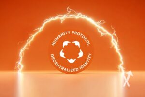 coin humanity protocol H sur un fond orange avec électricité jaune