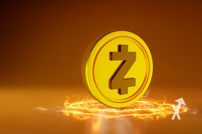 coin ZEC sur un fond orange avec électricité jaune en-dessous
