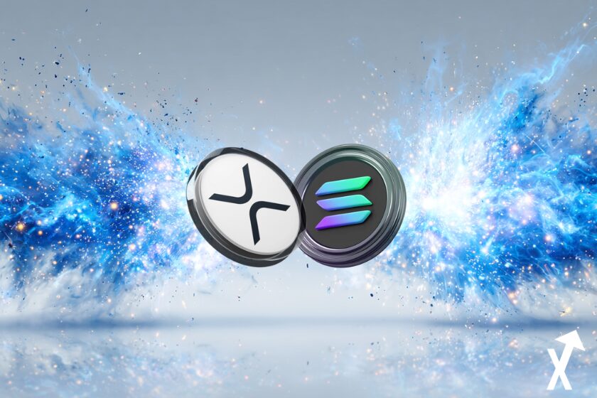 Solana und XRP M&uuml;nzen auf Explosivem blauen Hintergrund.